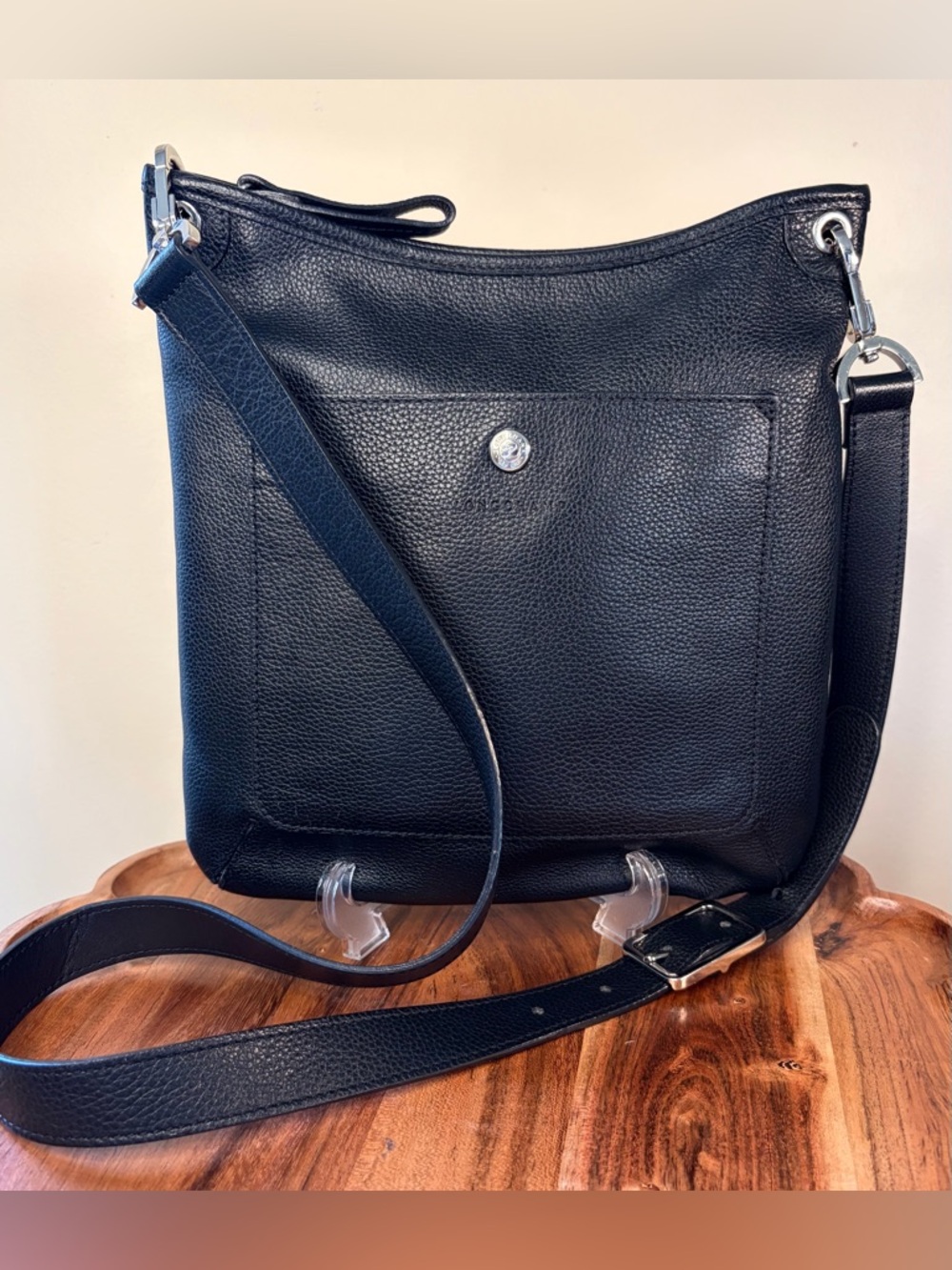 Longchamp Le’Foulonne Crossbody Slim Black Leather EUC